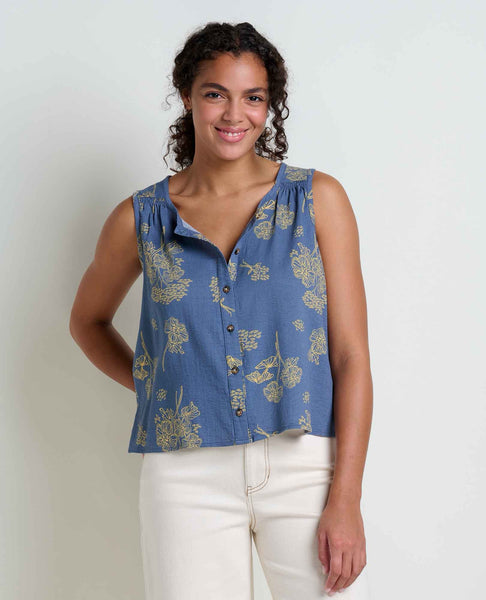 Manzana Button Front Tank - North Shore Bouquet